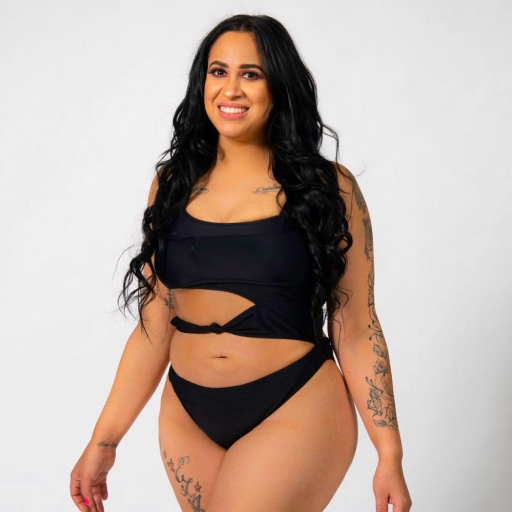 One piece swim suit